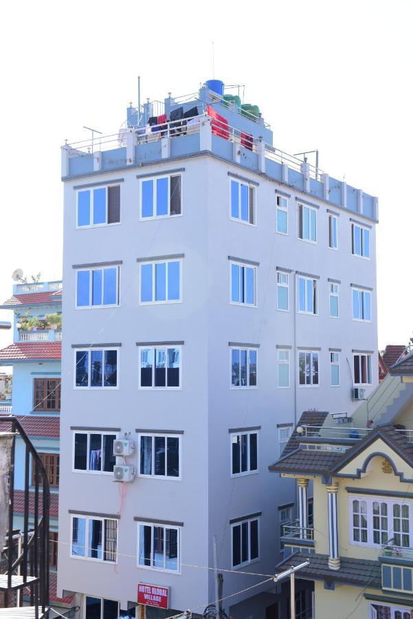 Hotel Global Village Katmandú Exterior foto